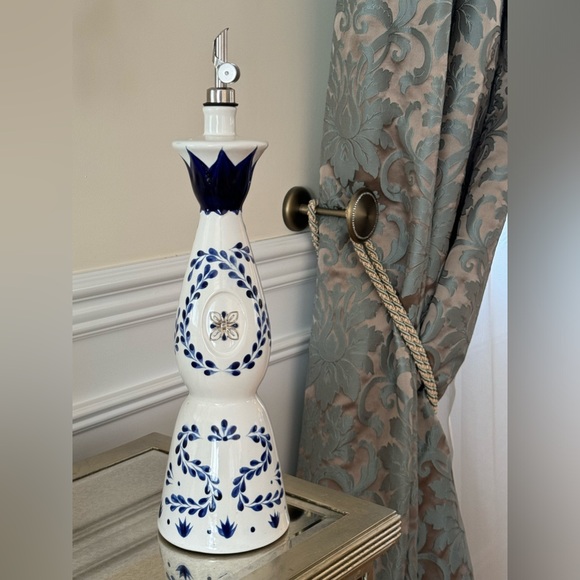 Oil Dispenser handcrafted from repurposed Clase Azul Reposado rare empty bottle. - Picture 4 of 9